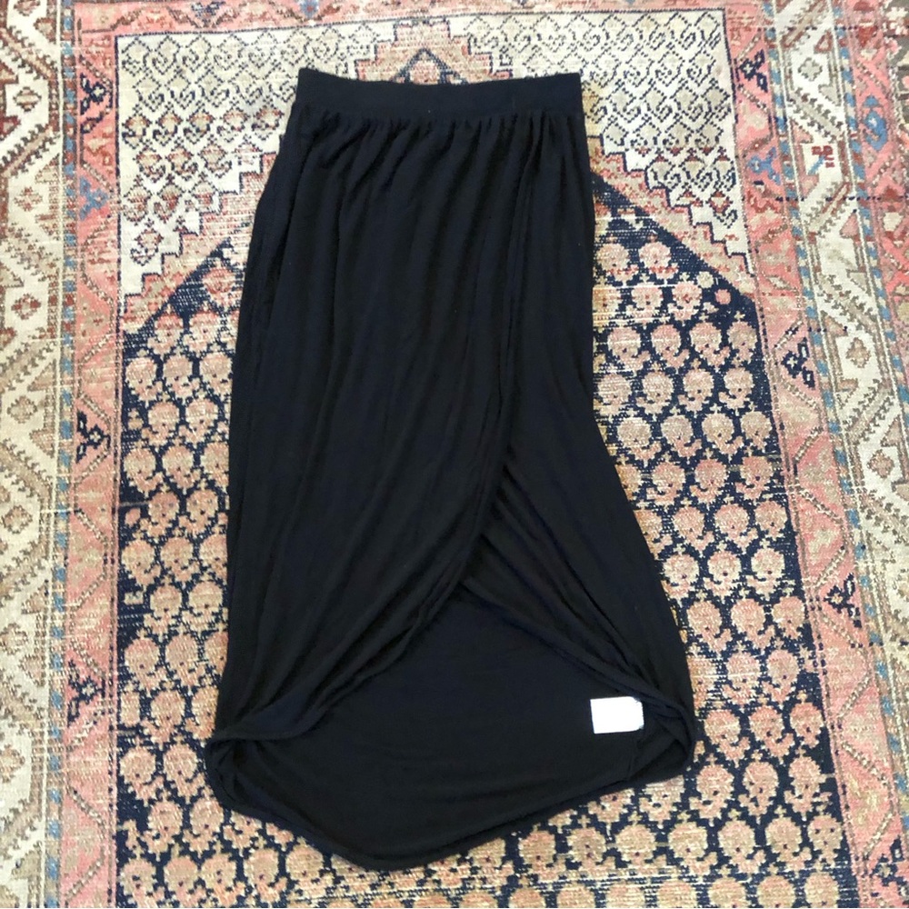 Bobeau Black Tulip Skirt Sz S